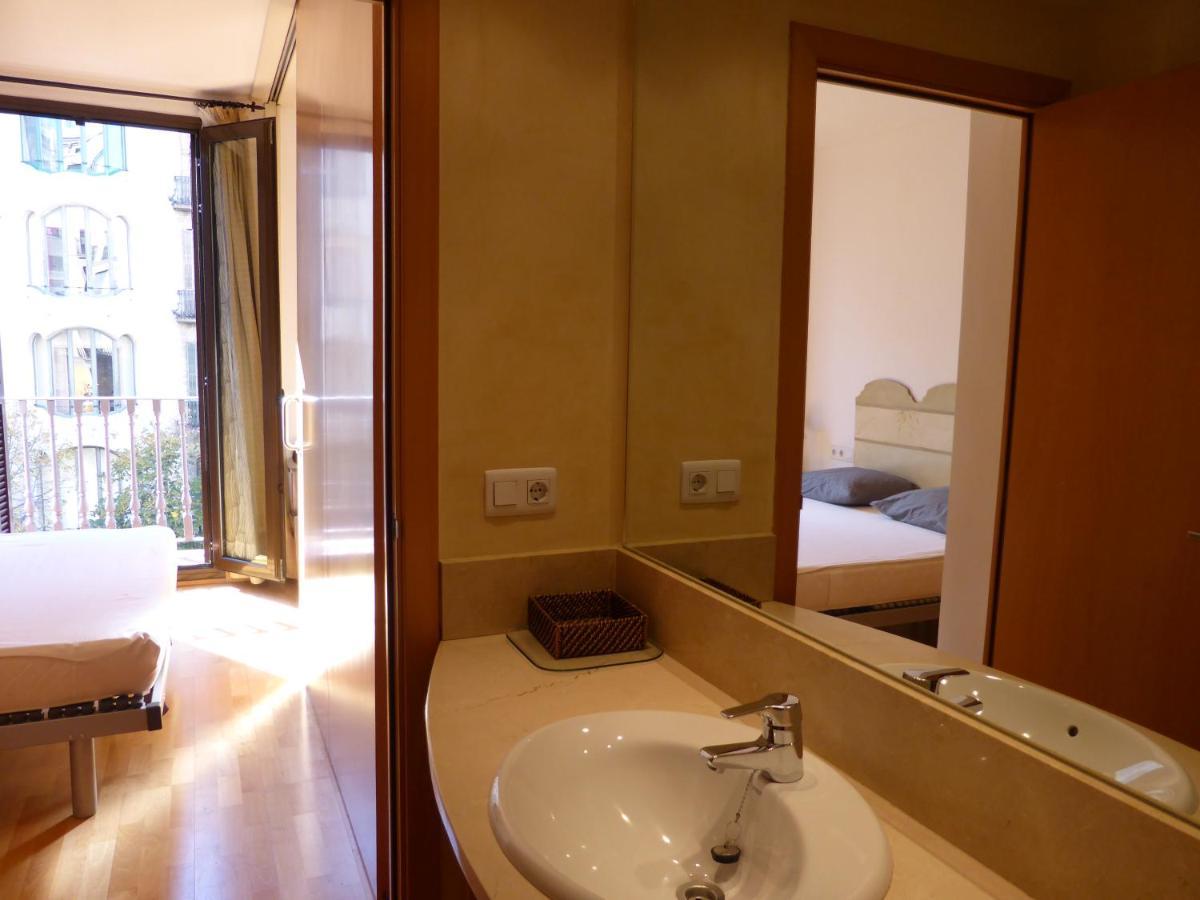 Rambla Catalunya Apartment บาร์เซโลนา ภายนอก รูปภาพ